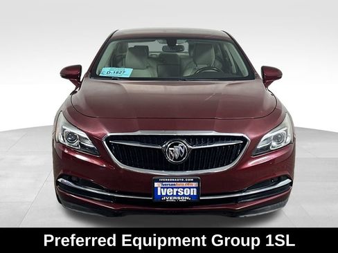 Used 2017 Buick LaCrosse Essence image 3