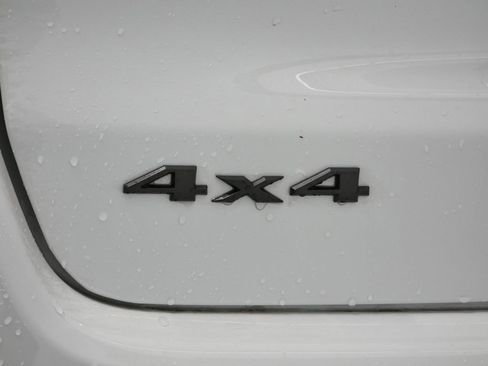 New 2026 Jeep Compass Limited image 16