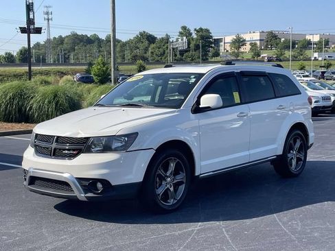 Used 2016 Dodge Journey Crossroad FWD image 3