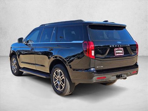 New 2026 Ford Expedition Active RWD image 9