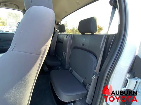 Used 2023 Nissan Frontier 4x4 King Cab image 22