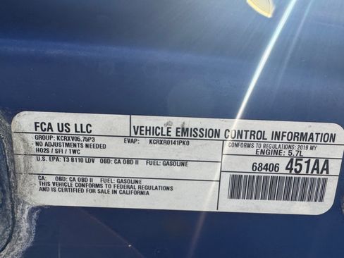 Used 2019 Dodge Charger R/T w/ Plus Group RWD image 17