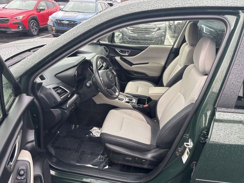 Certified 2023 Subaru Forester Premium AWD/4WD image 9