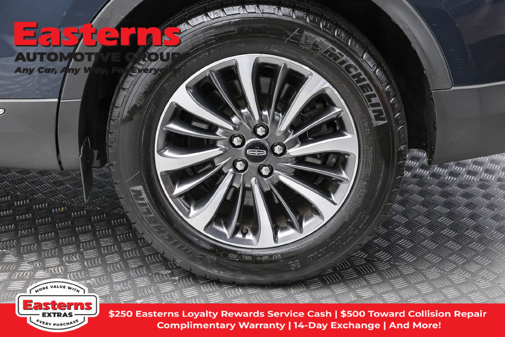 Used 2023 Lincoln Nautilus AWD image 9