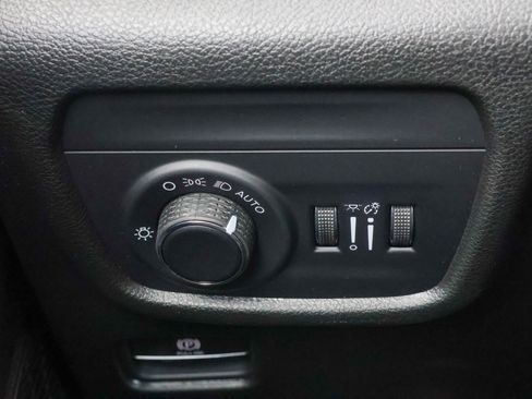 New 2026 Jeep Grand Cherokee Altitude image 35