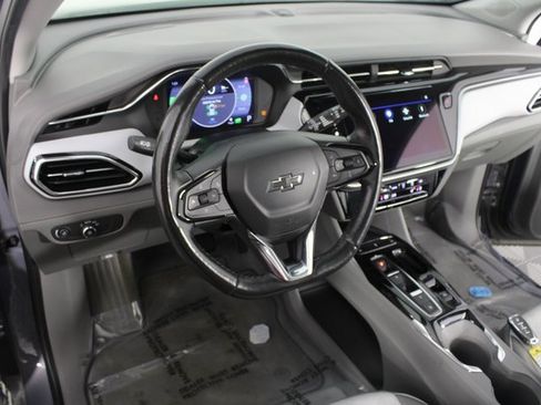 Used 2023 Chevrolet Bolt EUV Premier w/ Sun & Sound Package image 9