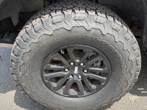 Certified 2024 Ford F150 Raptor AWD/4WD image 8