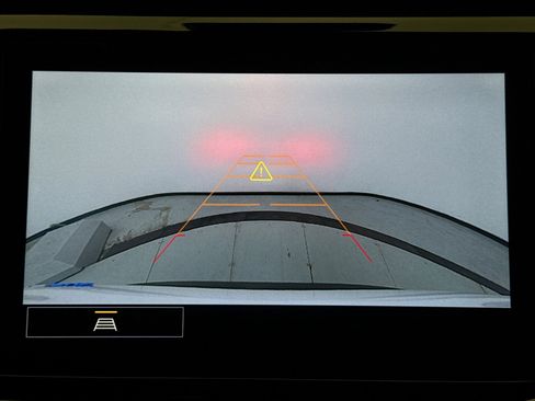 Used 2022 Chevrolet Bolt EUV LT w/ Comfort Package image 15