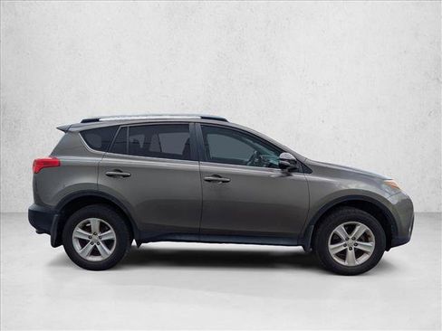 Used 2014 Toyota RAV4 XLE FWD image 4
