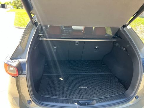 Used 2025 MAZDA CX-5 Carbon Edition image 19