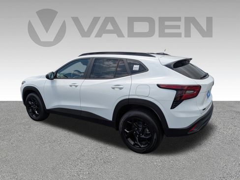 New 2026 Chevrolet Trax LT FWD image 27