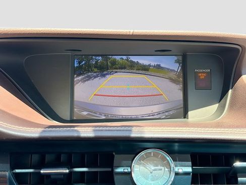 Used 2016 Lexus ES 350 w/ Premium Package w/Wood Trim image 30