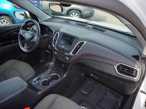 Used 2021 Chevrolet Equinox LT image 30