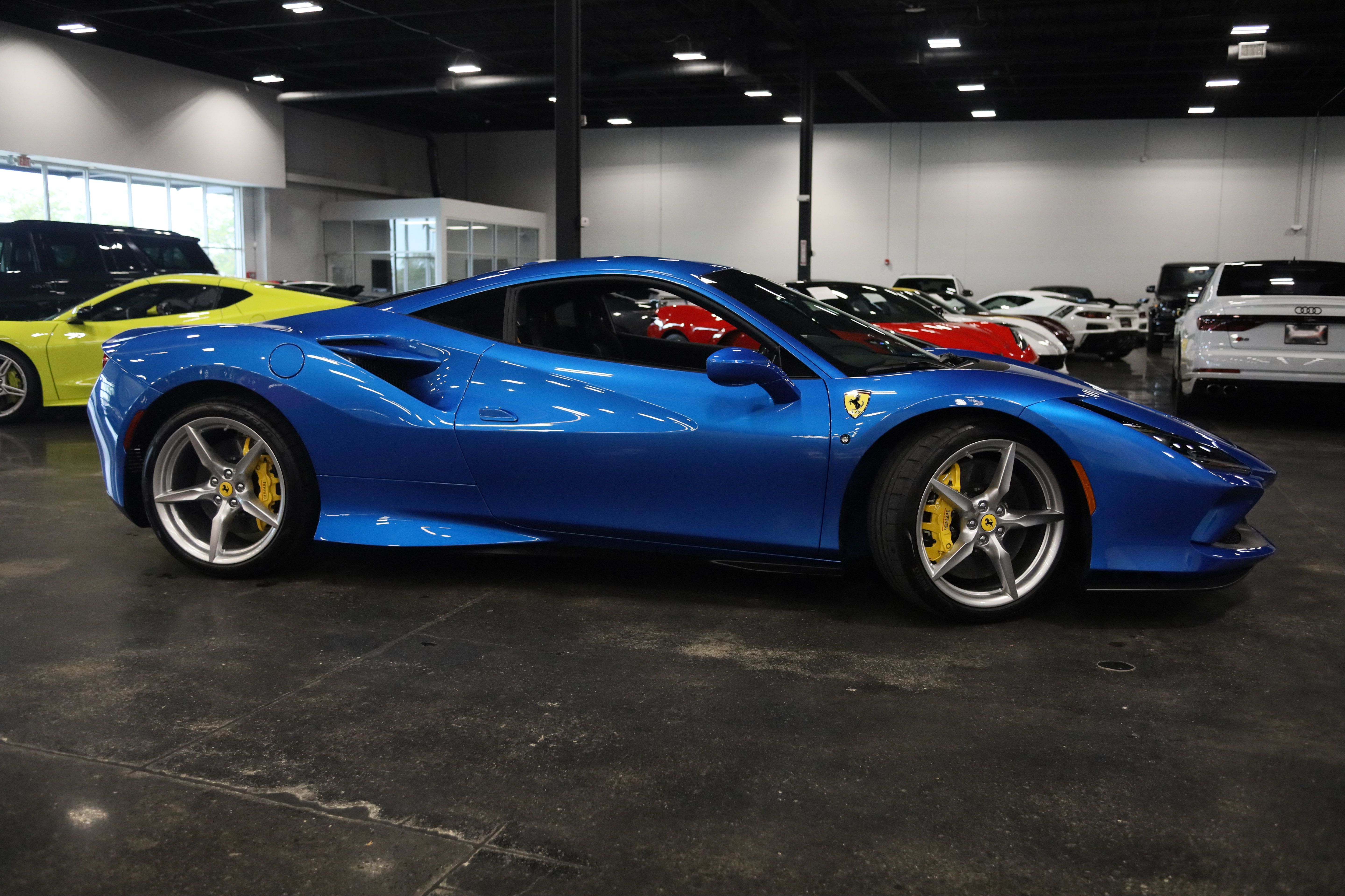 Used 2022 Ferrari F8 Tributo RWD image 7