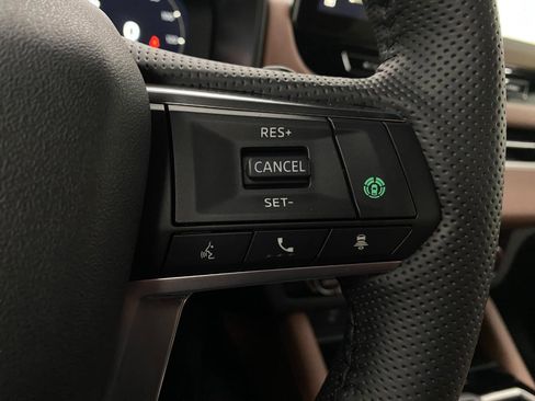 New 2025 Mitsubishi Outlander SEL image 16