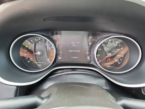 Used 2018 Jeep Compass Limited AWD/4WD image 10