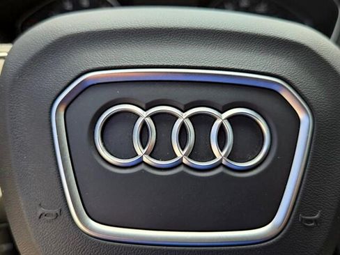 Used 2023 Audi Q5 2.0T Premium w/ Convenience Package AWD/4WD image 28