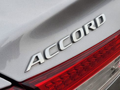 Used 2020 Honda Accord EX-L image 12