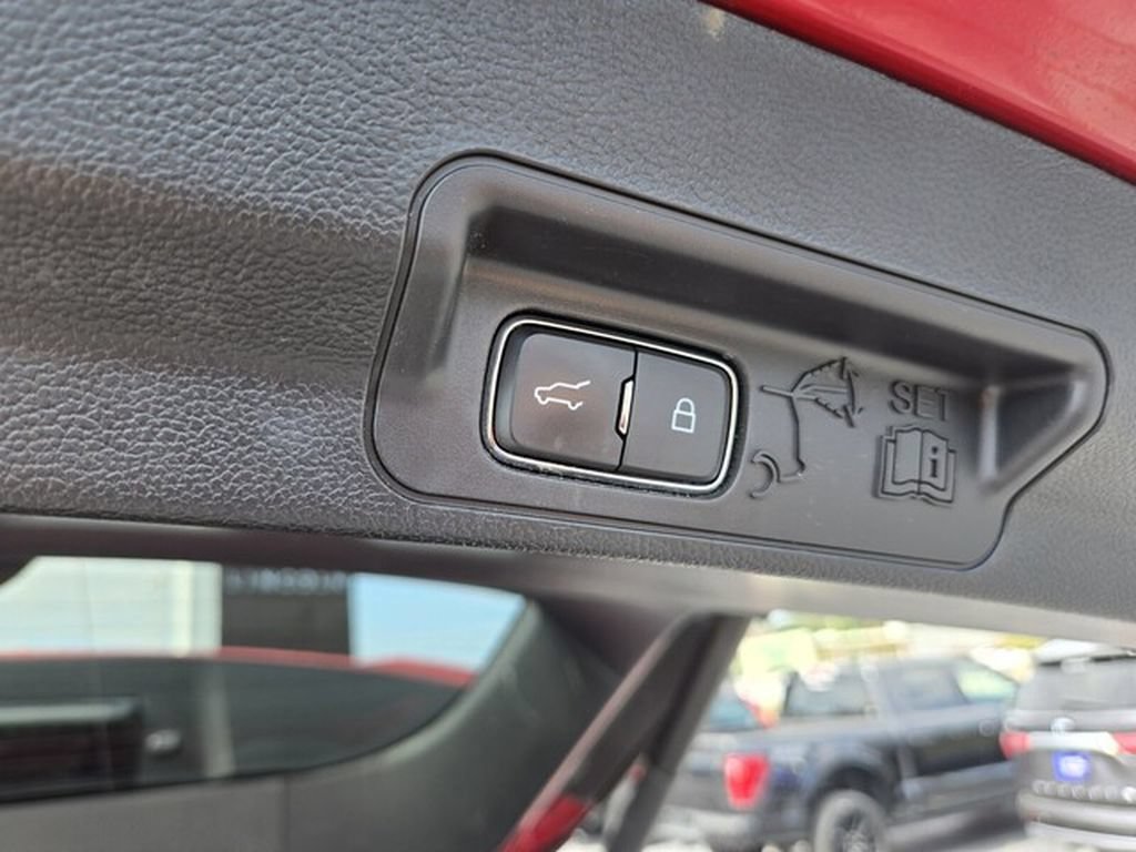 Certified 2020 Ford Explorer ST w/ Premium Technology Package AWD/4WD image 19