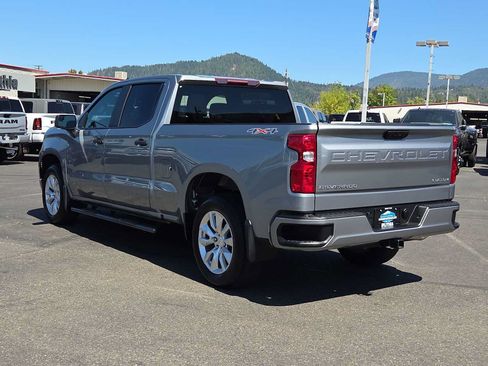 Used 2023 Chevrolet Silverado 1500 Custom AWD/4WD image 12