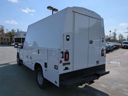 New 2026 Ford F350 XL w/ XL Chrome Package AWD/4WD image 3