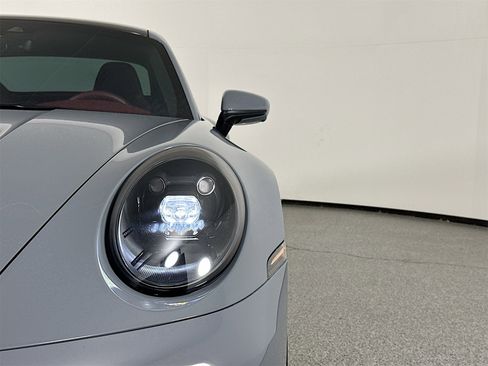 Certified 2024 Porsche 911 Carrera GTS image 15