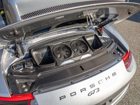 Used 2018 Porsche 911 GT3 RWD image 74