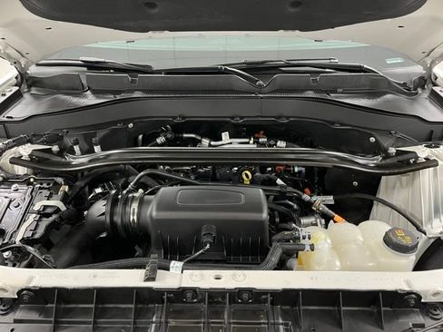 Used 2023 Ford Explorer Limited w/ Equipment Group 301A AWD/4WD image 63