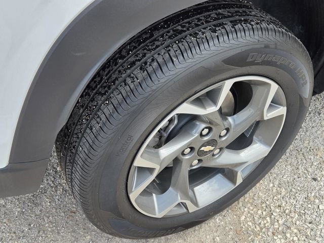 Used 2025 Chevrolet Trax LT FWD image 12