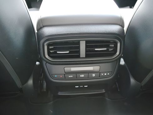 Certified 2025 Honda Pilot EX-L image 23