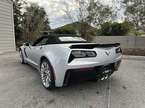 Used 2015 Chevrolet Corvette Z06 w/ 3LZ Preferred Equipment Group image 4