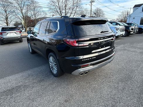 New 2026 GMC Acadia Denali image 5