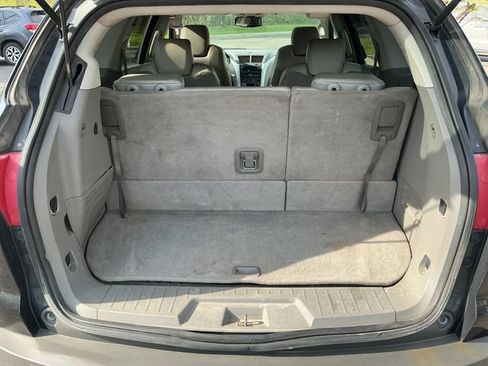 Used 2009 Chevrolet Traverse LT AWD/4WD image 19