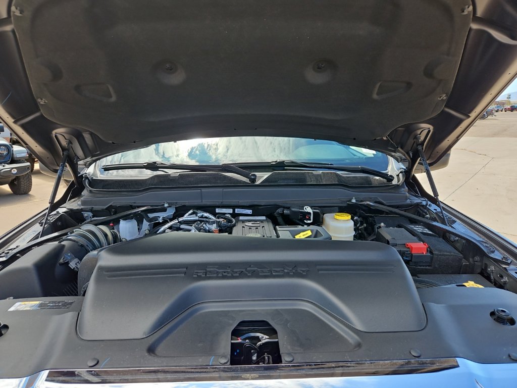 New 2026 RAM 3500 Tradesman AWD/4WD image 16