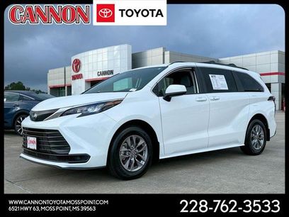 Certified 2024 Toyota Sienna LE