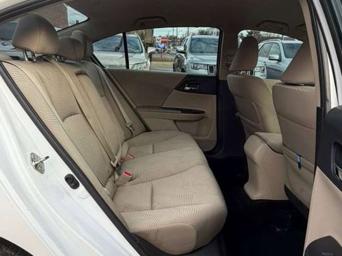 Used 2017 Honda Accord LX image 18