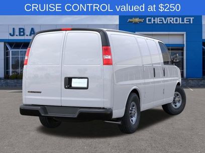 New 2025 Chevrolet Express 3500 Work Van w/ Driver Convenience Package