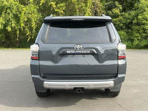 Certified 2024 Toyota 4Runner TRD Off-Road AWD/4WD image 5