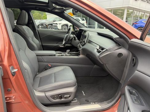 Used 2024 Lexus RX 350 Premium Plus w/ Convenience Package AWD/4WD image 15
