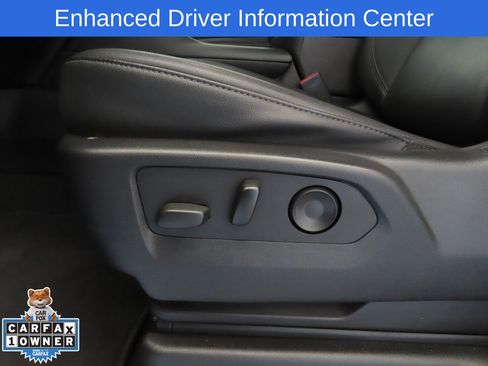 Used 2022 Chevrolet Suburban LT w/ Luxury Package image 13