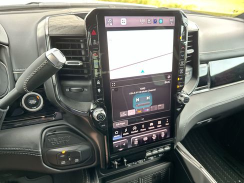 New 2025 RAM 3500 Limited image 13