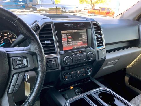 Used 2015 Ford F150 XLT w/ Equipment Group 302A Luxury image 6