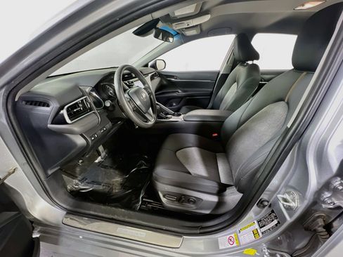 Used 2018 Toyota Camry LE w/ Protection Package (Q2) FWD image 19