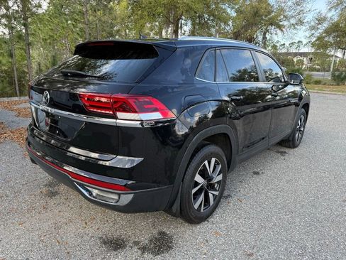 Used 2023 Volkswagen Atlas Cross Sport SE image 11