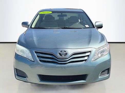 Used 2010 Toyota Camry LE image 8