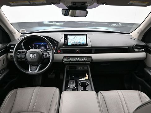 Certified 2023 Honda Pilot Elite image 12