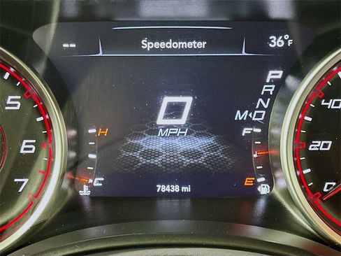 Used 2022 Dodge Charger SXT image 15