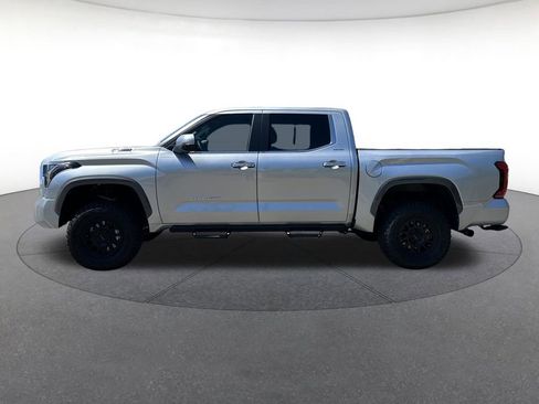 Used 2025 Toyota Tundra Limited AWD/4WD image 2