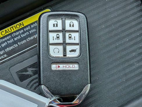 Used 2022 Honda Odyssey Elite image 30