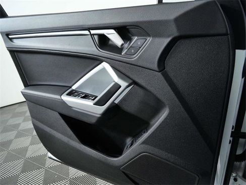 Certified 2024 Audi Q3 2.0T Premium Plus w/ Premium Plus Package image 26